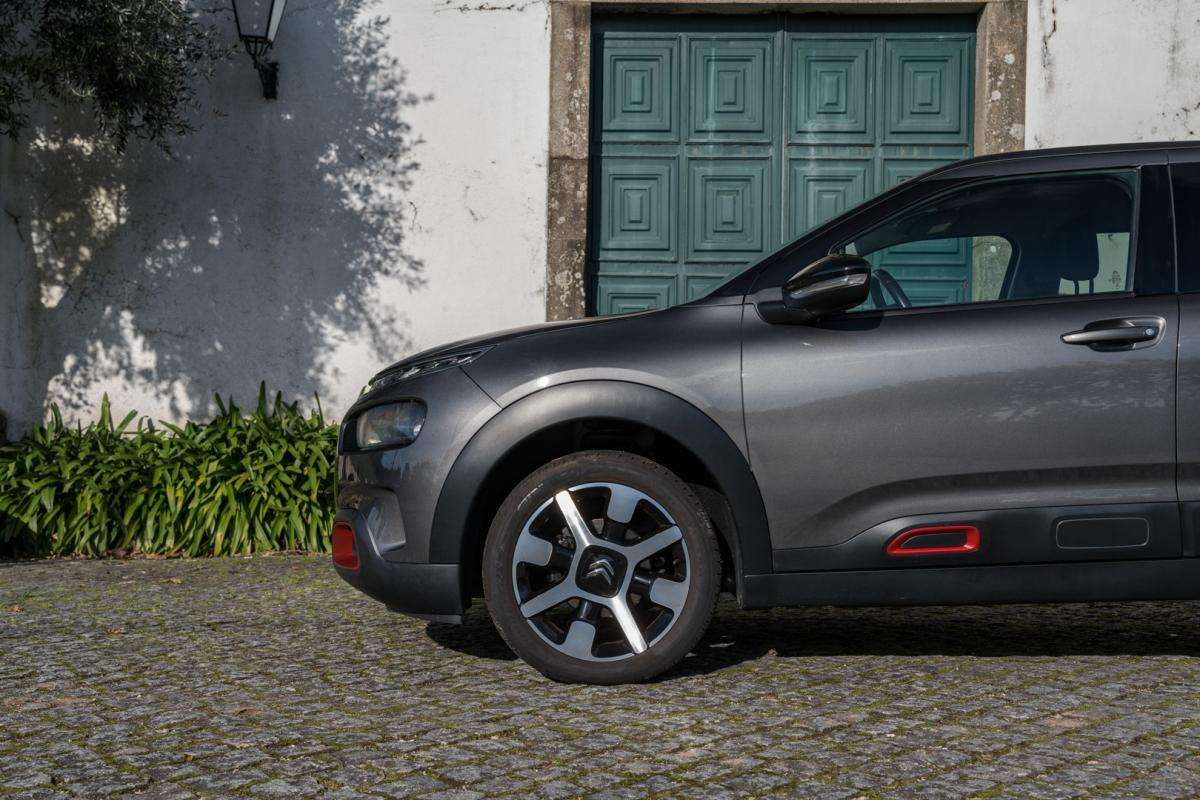 citroen-c4-cactus-2019-gasolina-1199cc