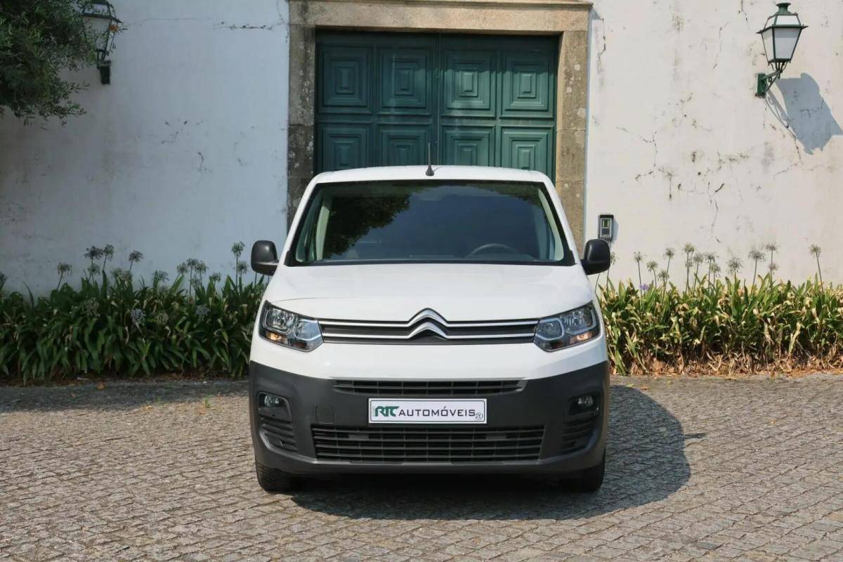 citroen-berlingo-2022-diesel-1499cc