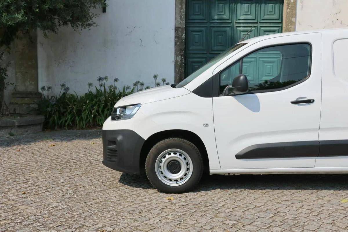 citroen-berlingo-2022-diesel-1499cc