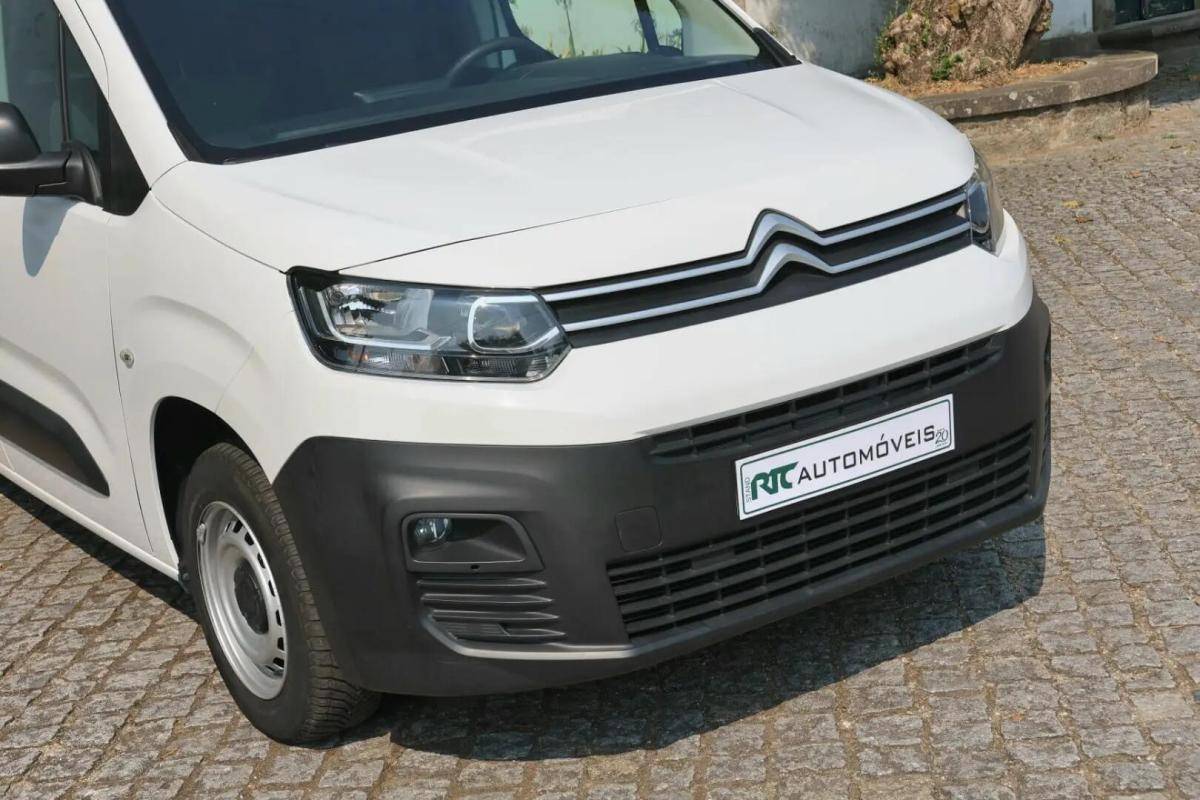 citroen-berlingo-2022-diesel-1499cc