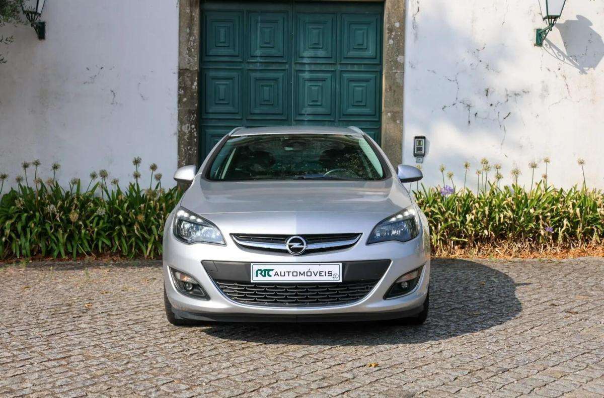 opel-astra-sport-tourer-2016-diesel-1598cc