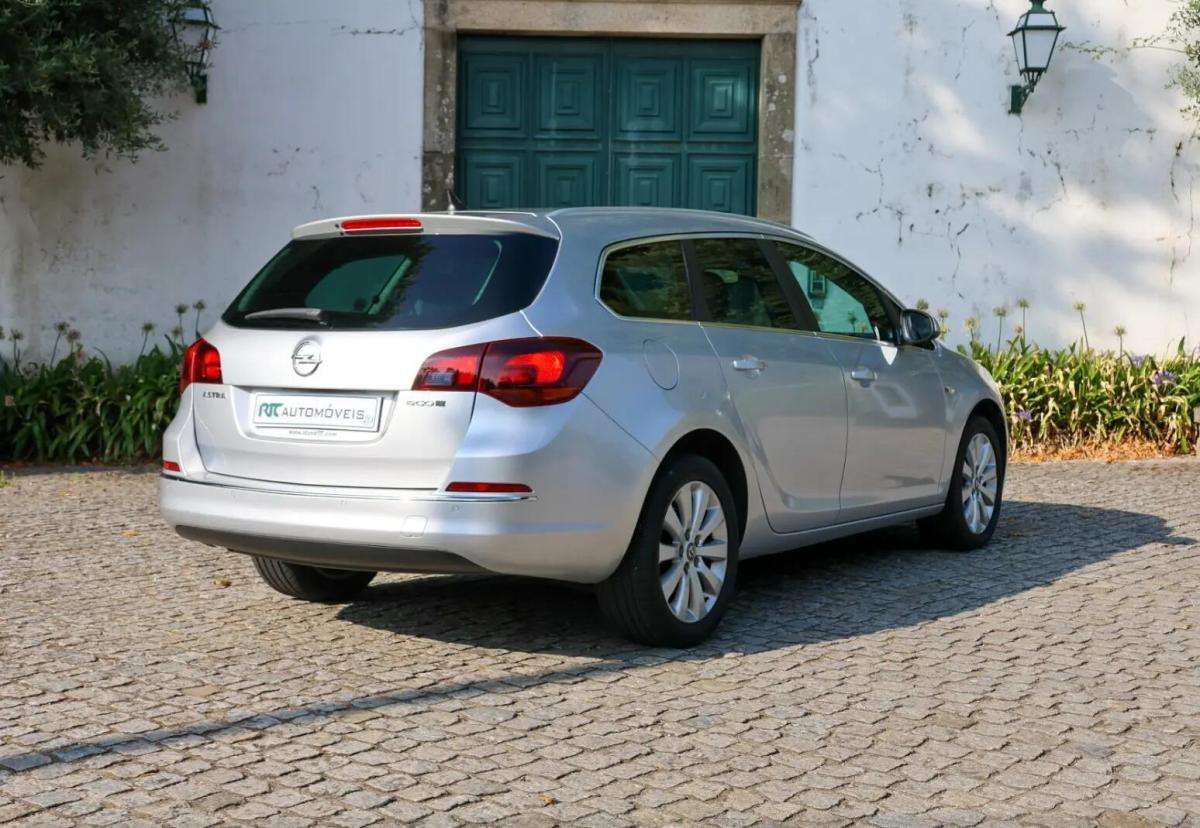 opel-astra-sport-tourer-2016-diesel-1598cc