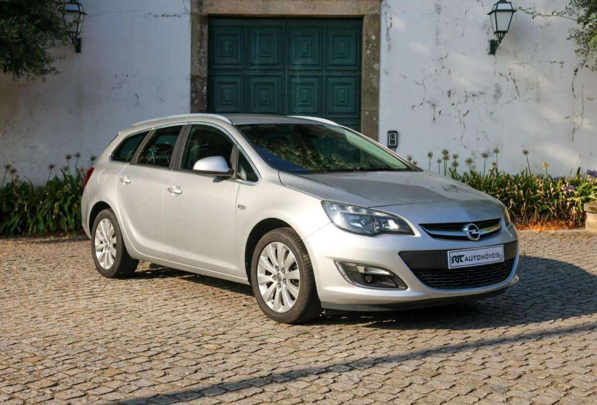 opel-astra-sport-tourer-2016-diesel-1598cc