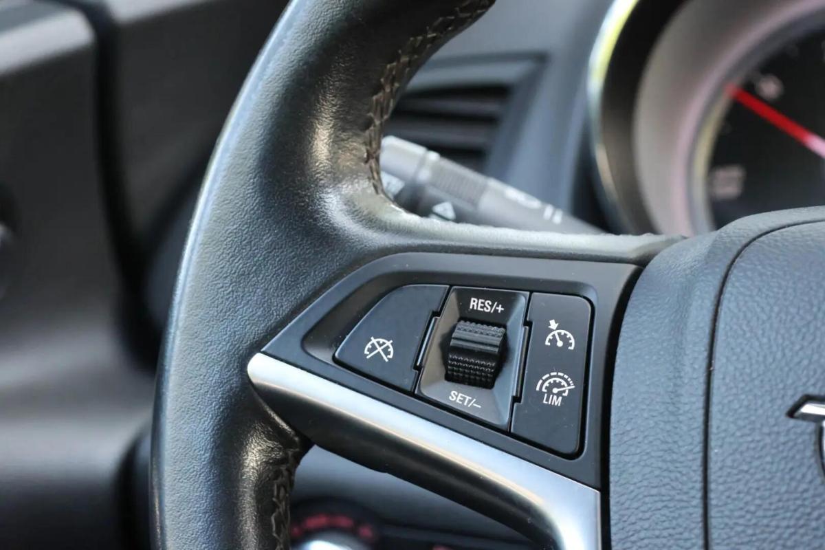 opel-astra-sport-tourer-2016-diesel-1598cc