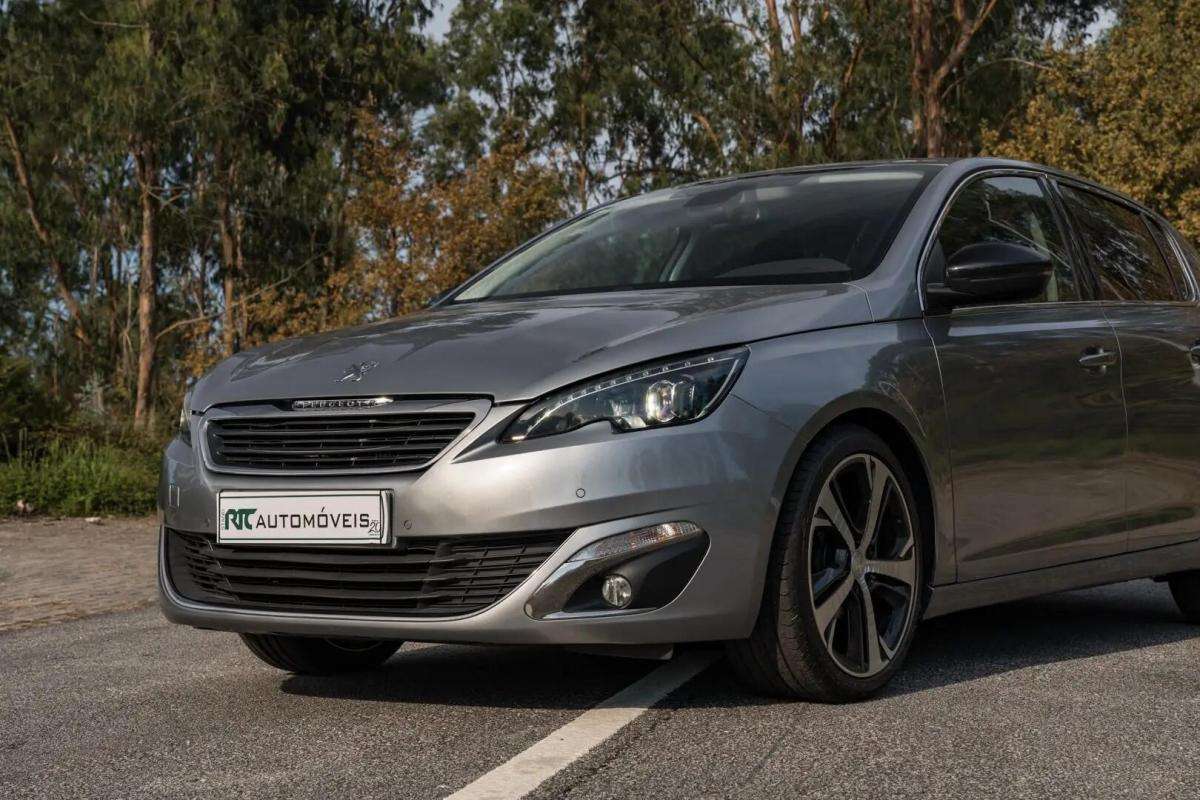 peugeot-308-2016-gasolina-1199cc