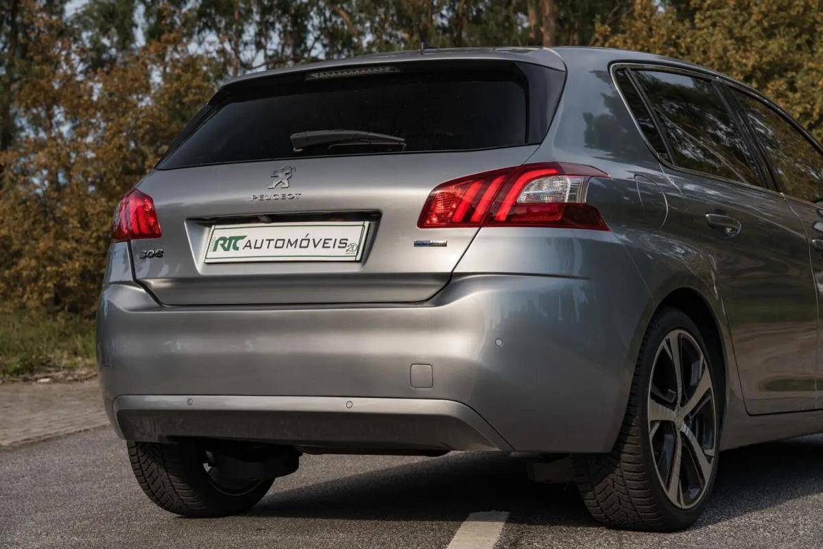 peugeot-308-2016-gasolina-1199cc