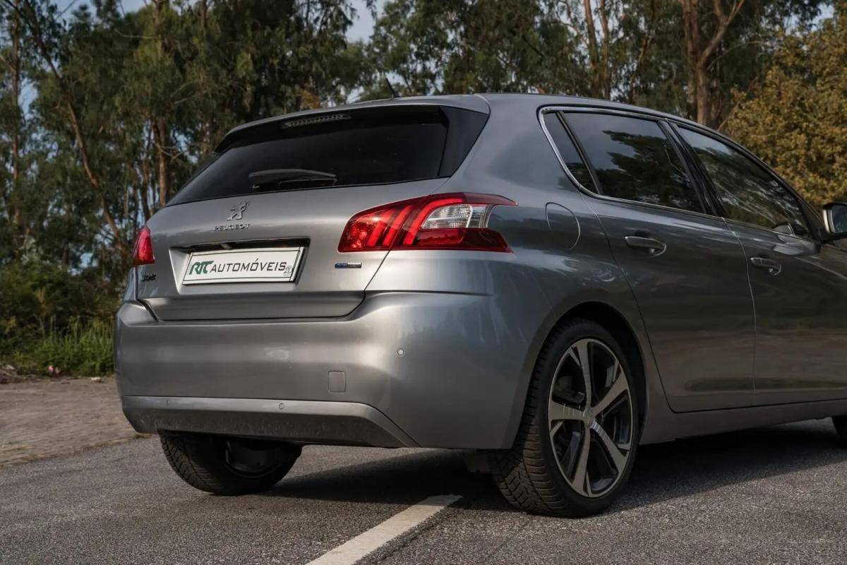 peugeot-308-2016-gasolina-1199cc