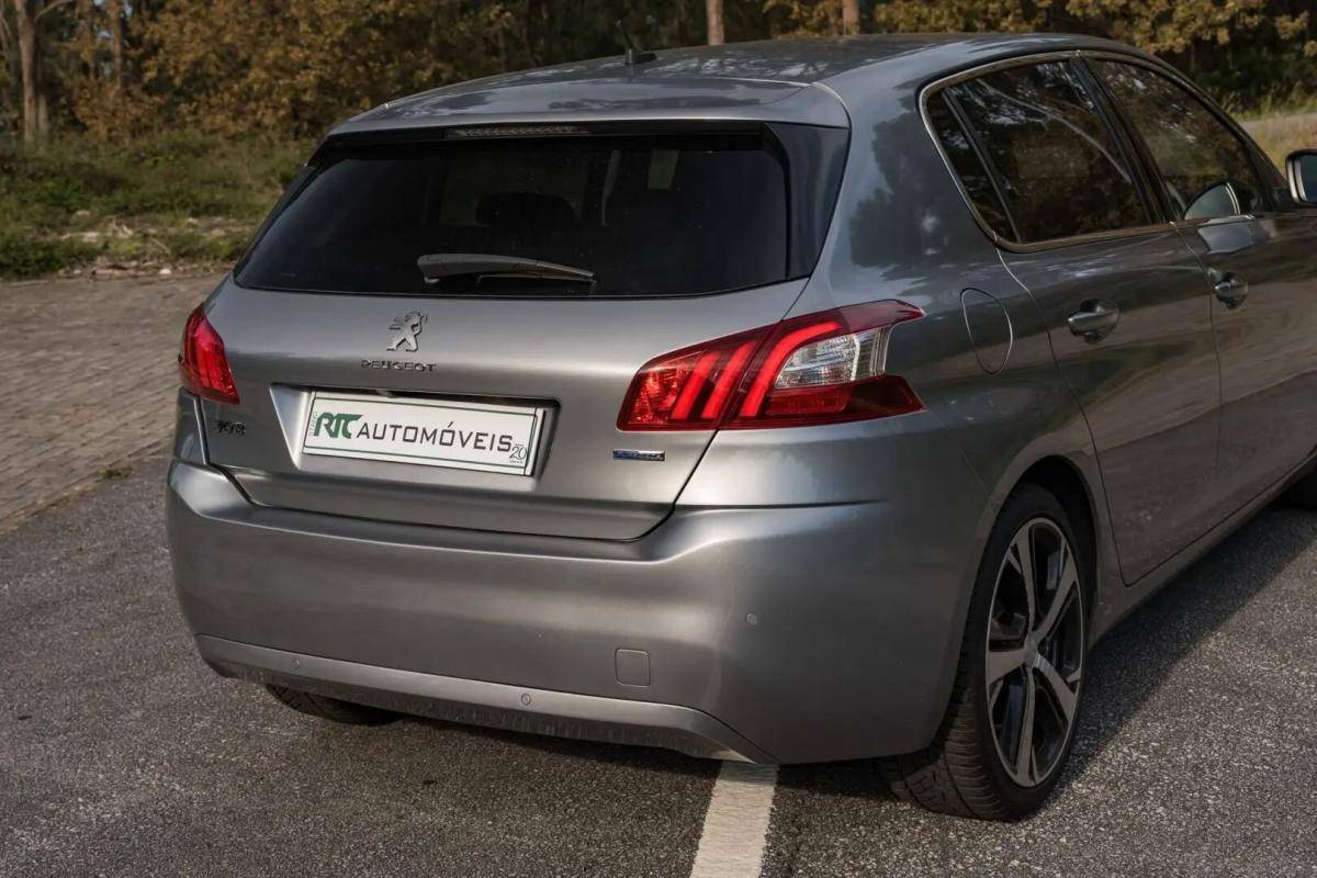 peugeot-308-2016-gasolina-1199cc