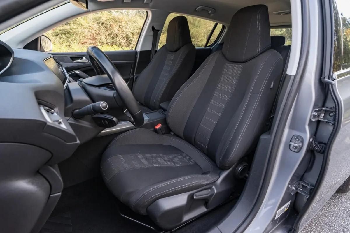 peugeot-308-2016-gasolina-1199cc