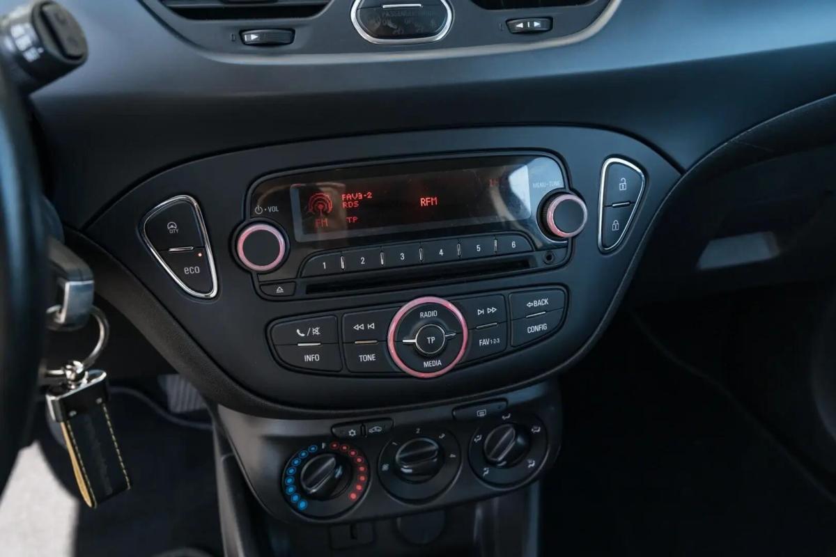 opel-corsa-2017-diesel-1248cc