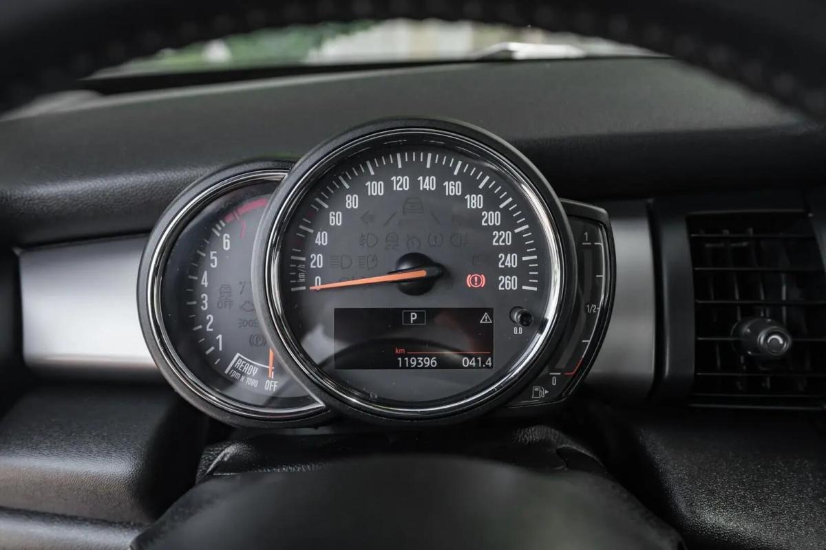 mini-cooper-2017-gasolina-1499cc