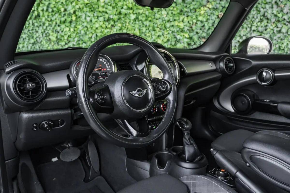 mini-cooper-2017-gasolina-1499cc