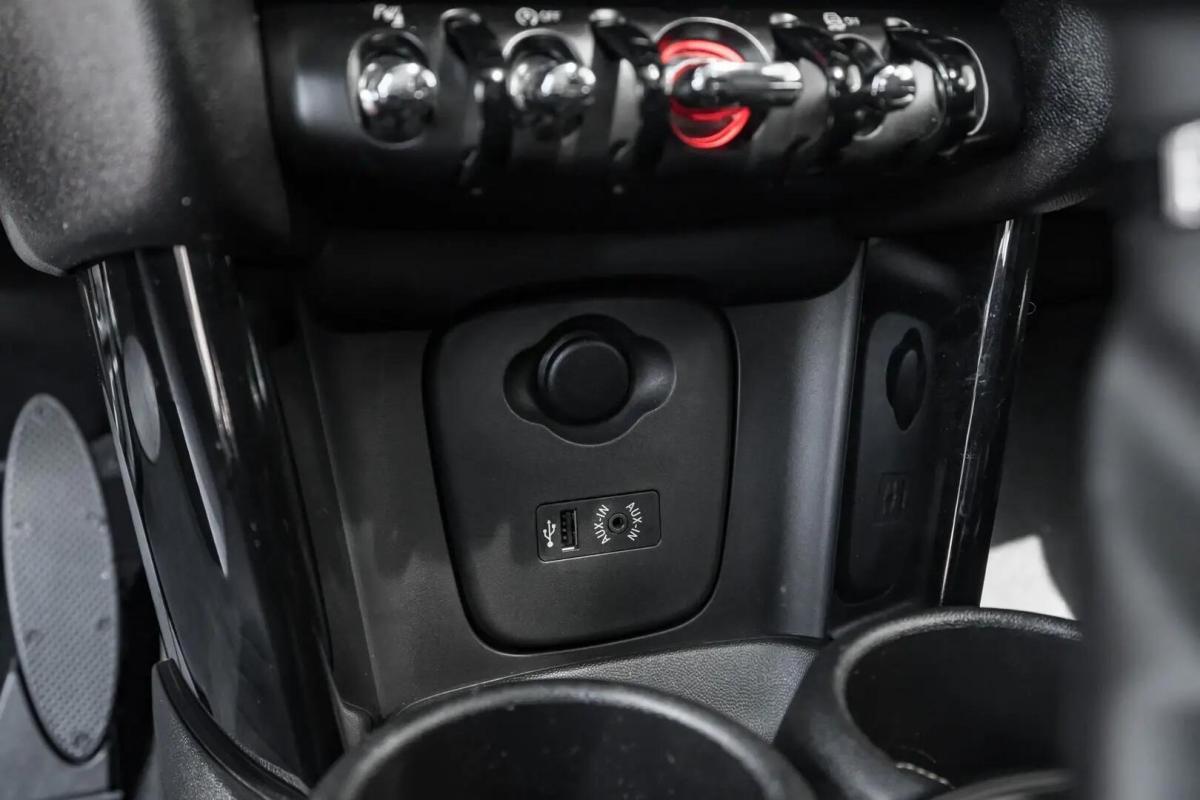 mini-cooper-2017-gasolina-1499cc
