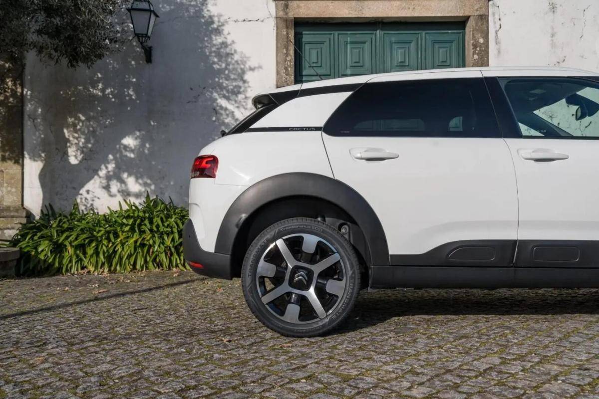 citroen-c4-cactus-2020-gasolina-1199cc