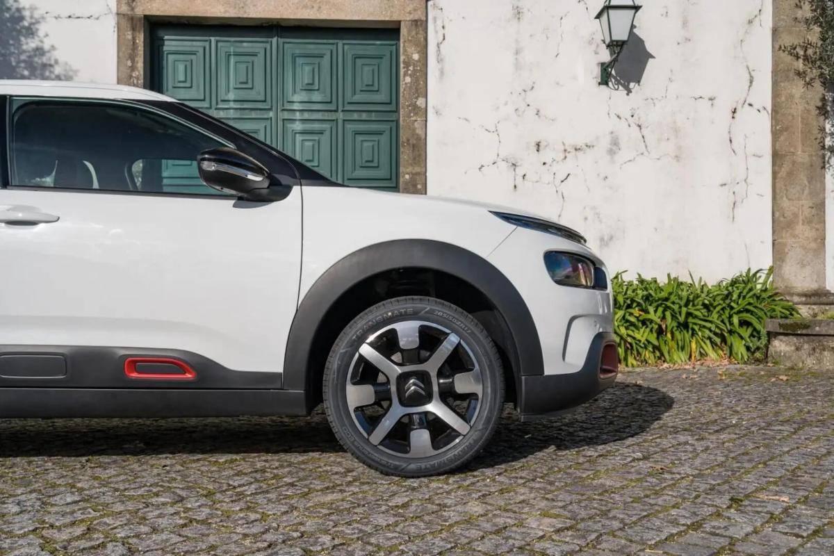 citroen-c4-cactus-2020-gasolina-1199cc