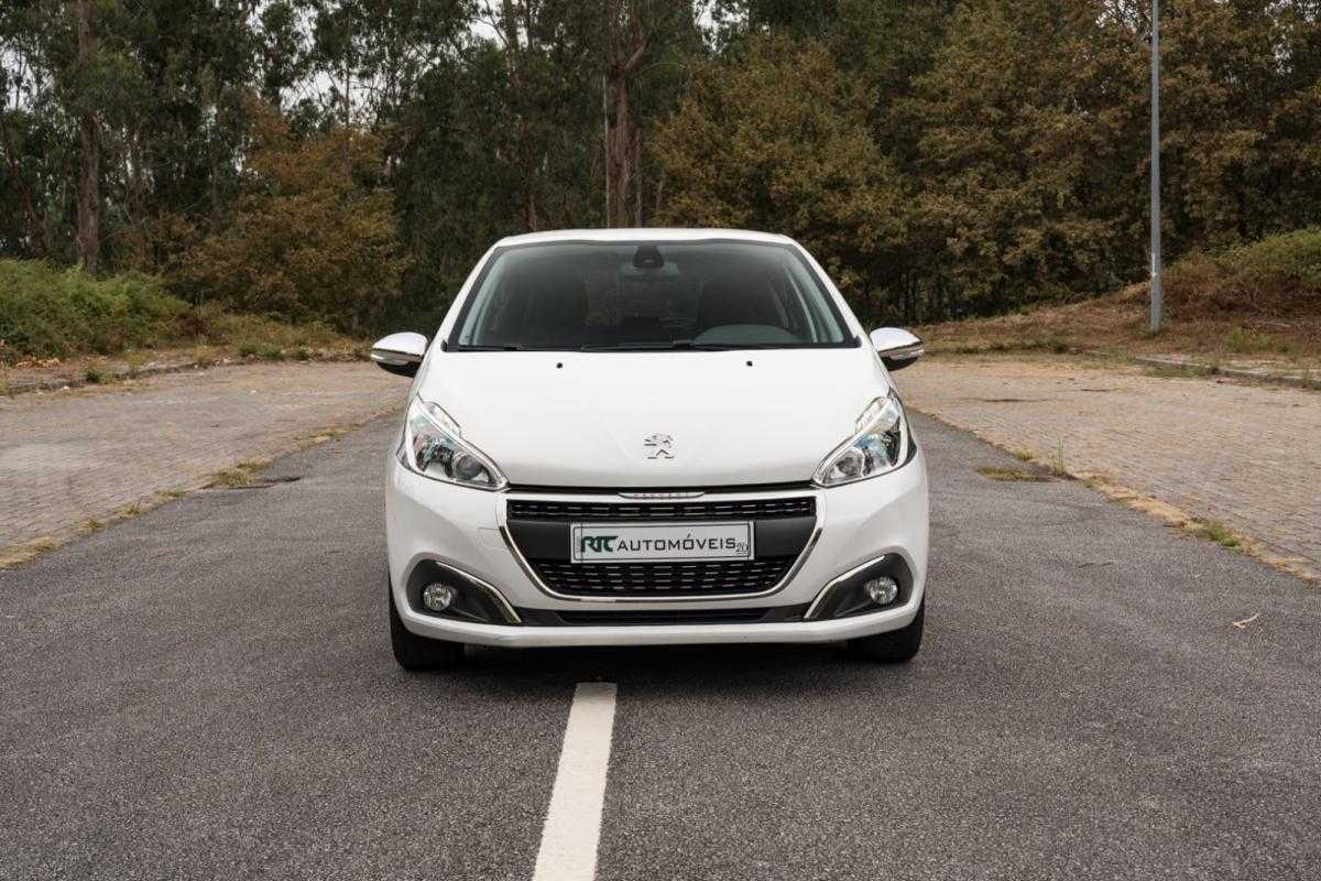 peugeot-208-2019-gasolina-1199cc