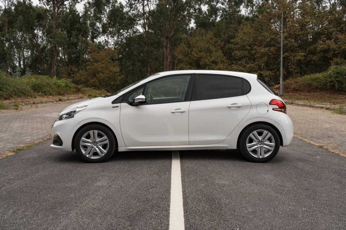 peugeot-208-2019-gasolina-1199cc