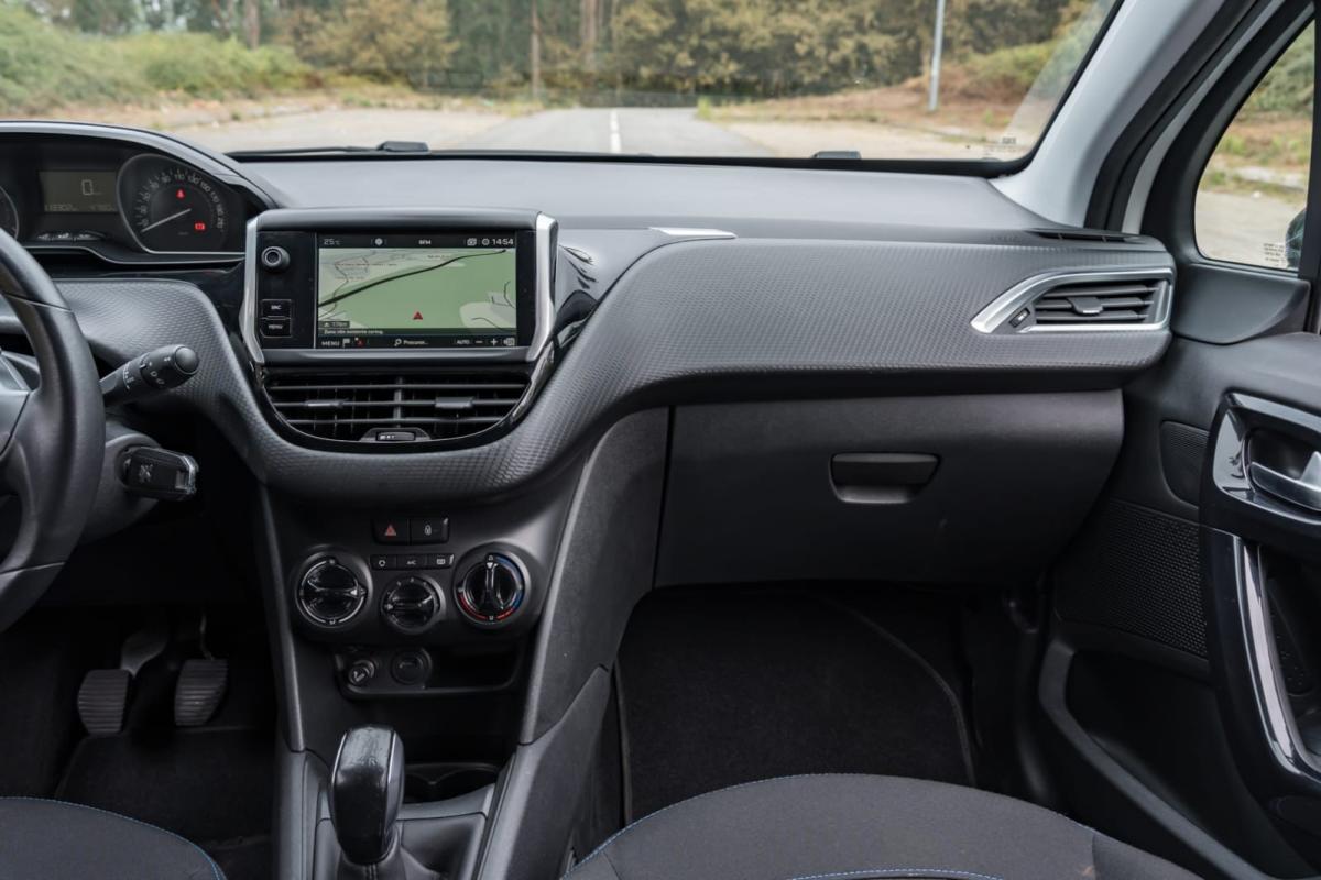 peugeot-208-2019-gasolina-1199cc