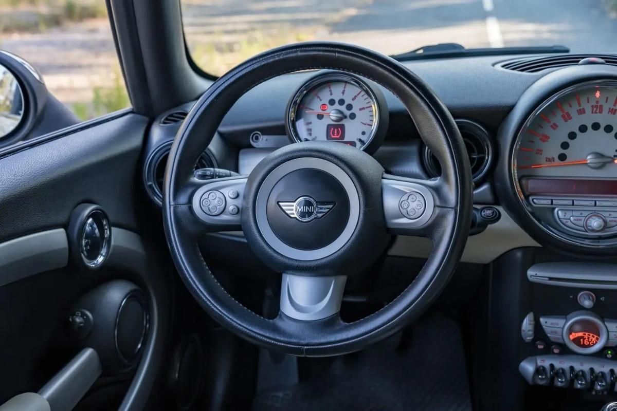 mini-cooper-d-2008-diesel-1560cc