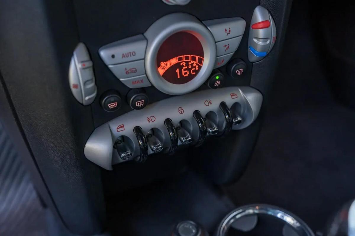 mini-cooper-d-2008-diesel-1560cc