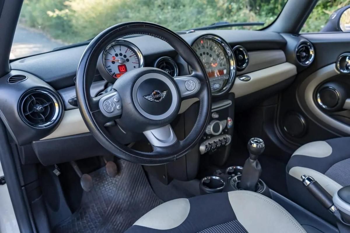 mini-cooper-d-2008-diesel-1560cc