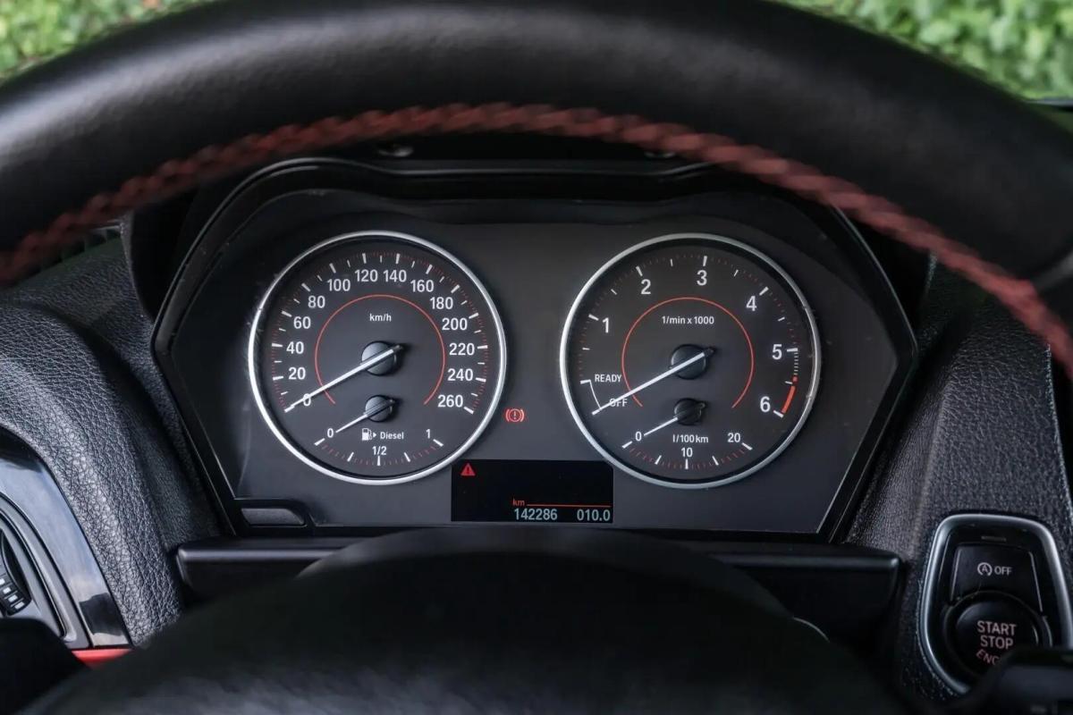 bmw-serie-1-2016-diesel-1995cc
