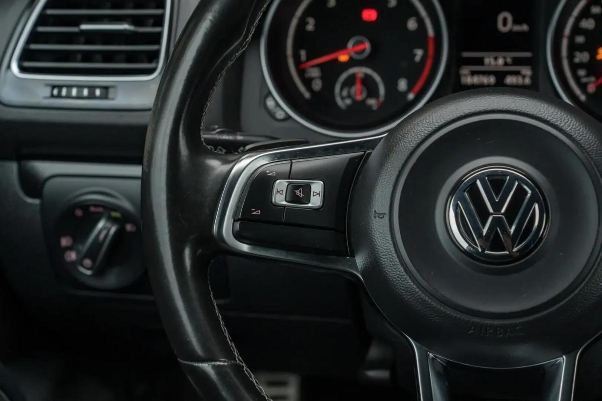 volkswagen-scirocco-2016-gasolina-1984cc