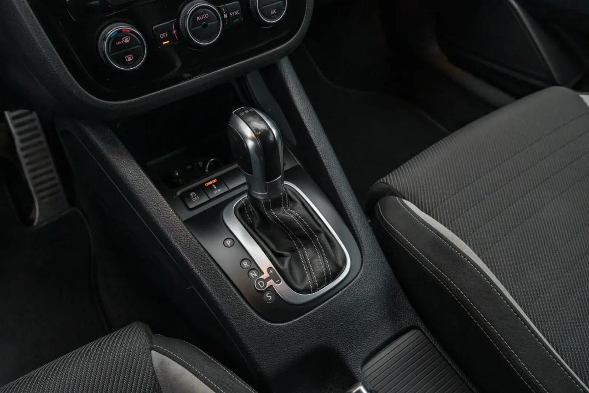 volkswagen-scirocco-2016-gasolina-1984cc