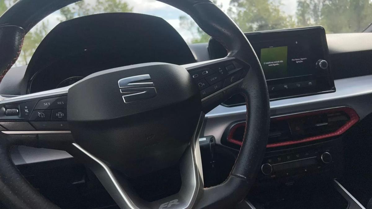 seat-arona-2023-gasolina-999cc