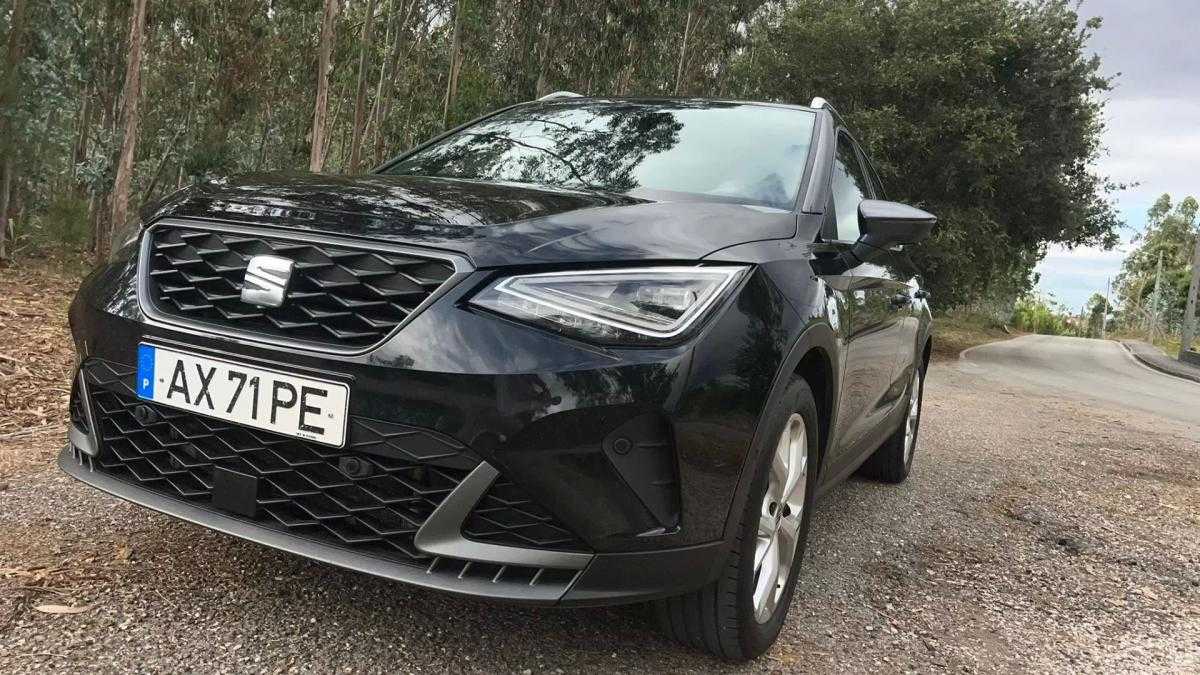 seat-arona-2023-gasolina-999cc