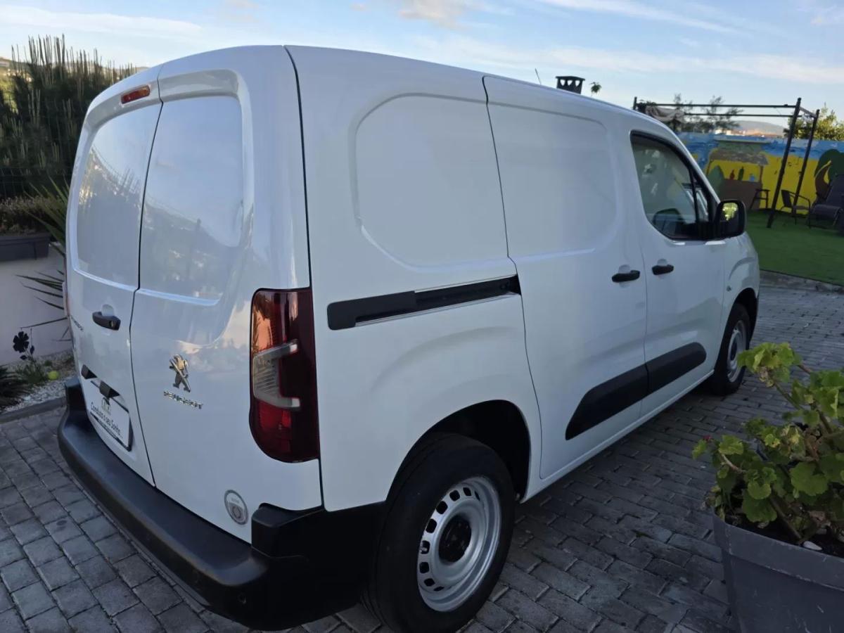 peugeot-partner-2019-diesel-1560cc