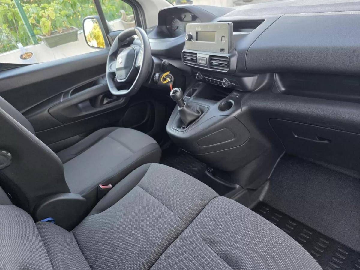peugeot-partner-2019-diesel-1560cc