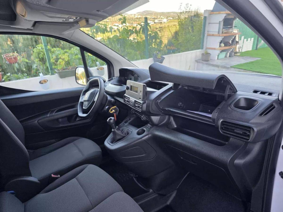 peugeot-partner-2019-diesel-1560cc