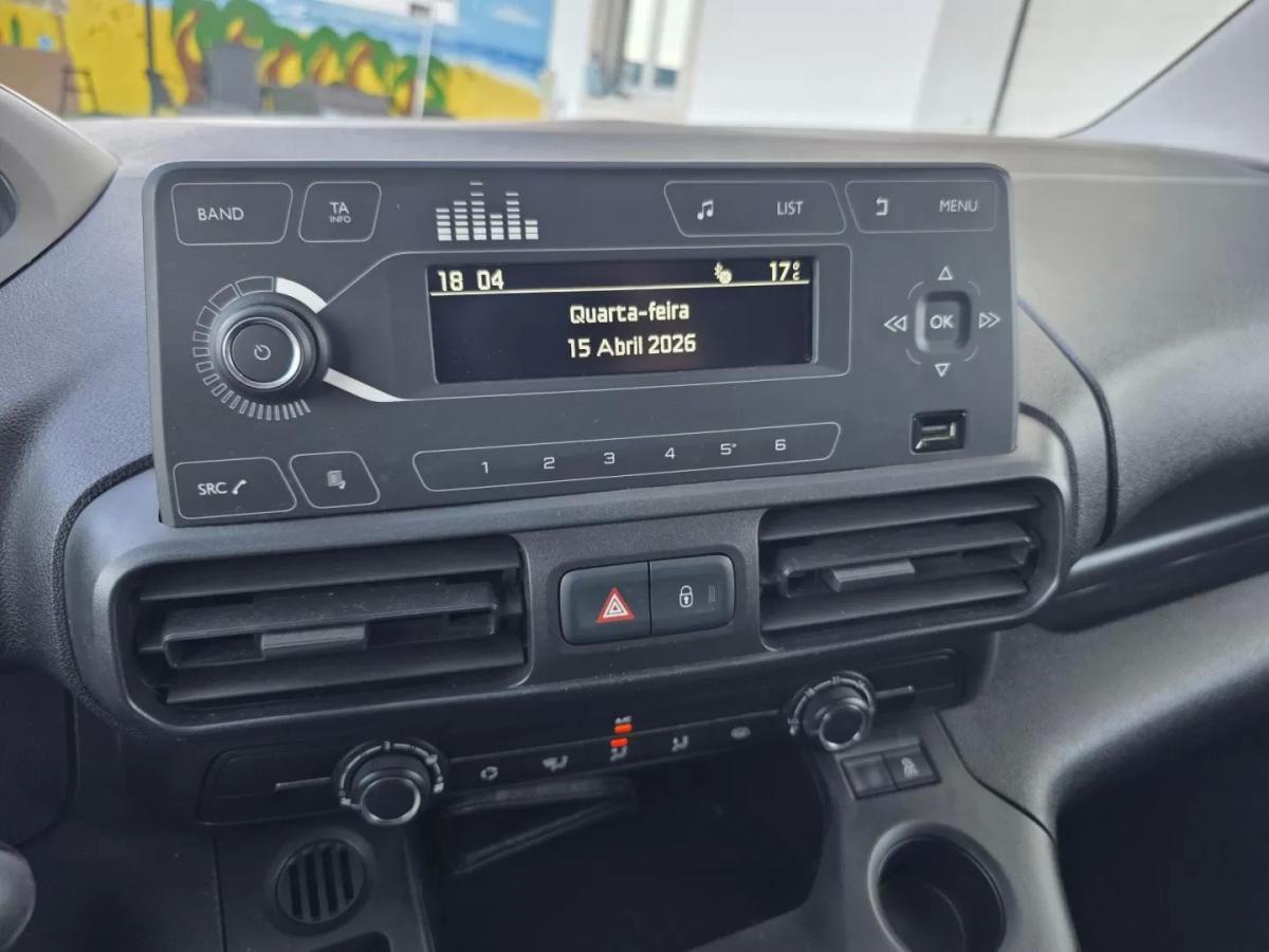 peugeot-partner-2019-diesel-1560cc