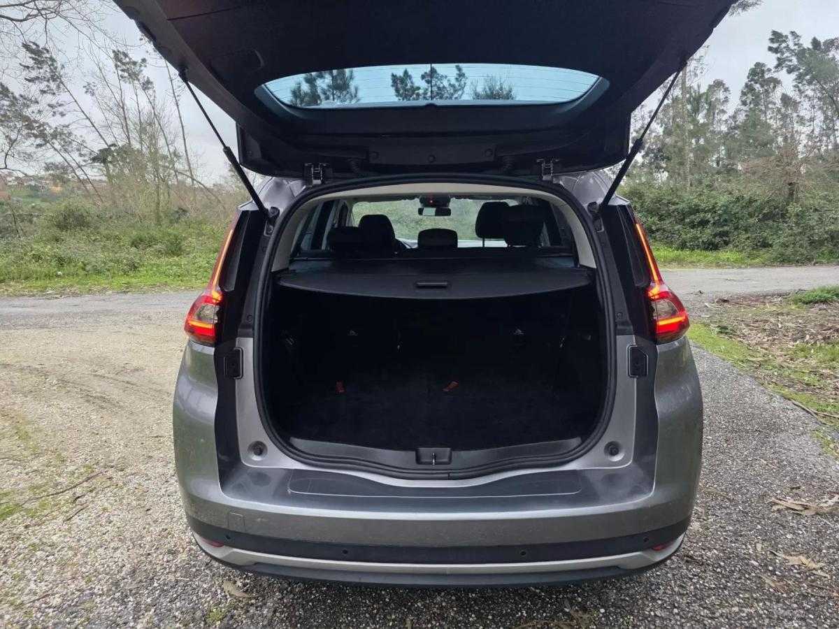 renault-grand-scenic-2017-diesel-1461cc