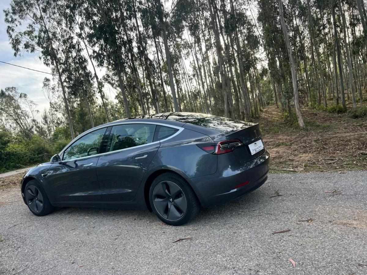 tesla-model-3-2020-eletrico-200cc