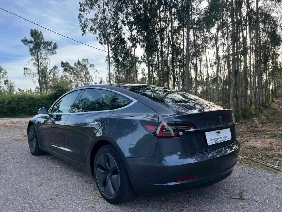tesla-model-3-2020-eletrico-200cc