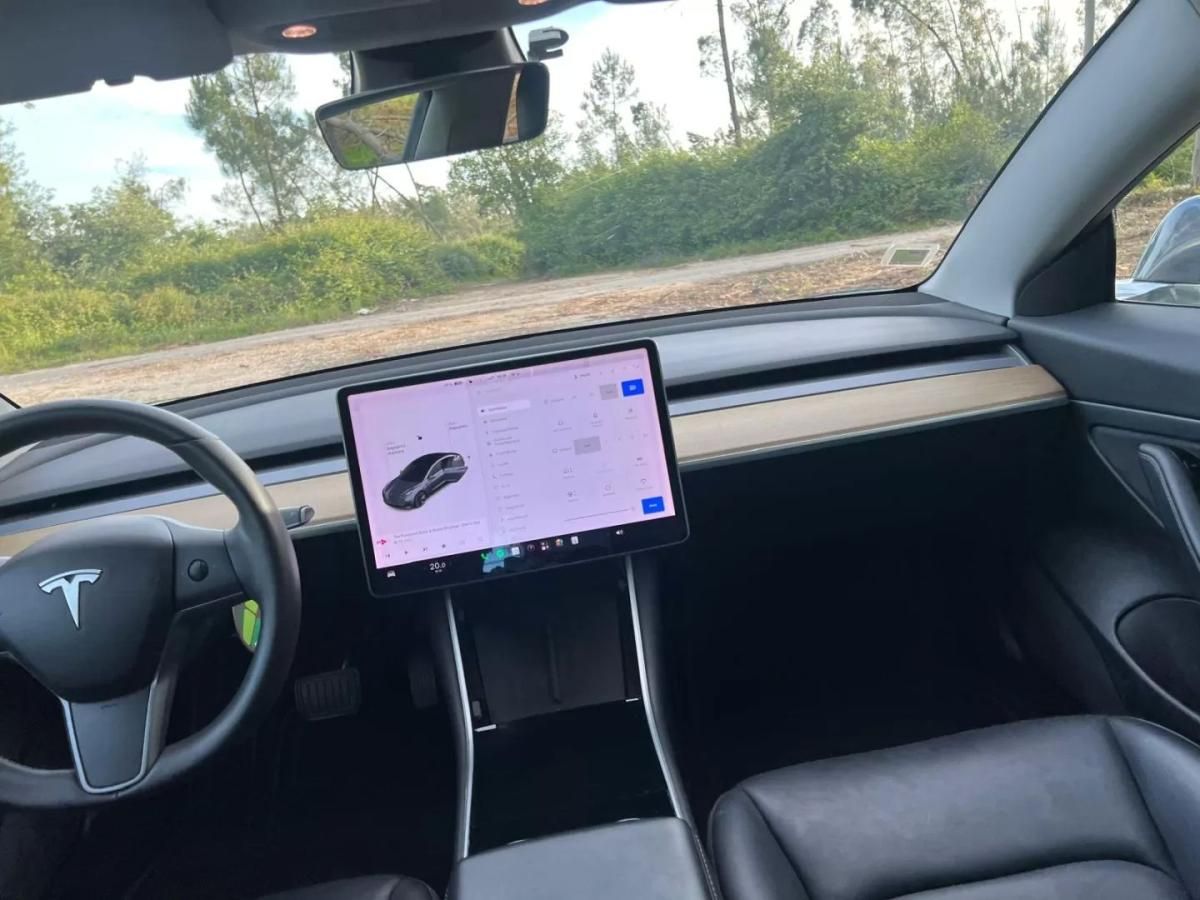 tesla-model-3-2020-eletrico-200cc