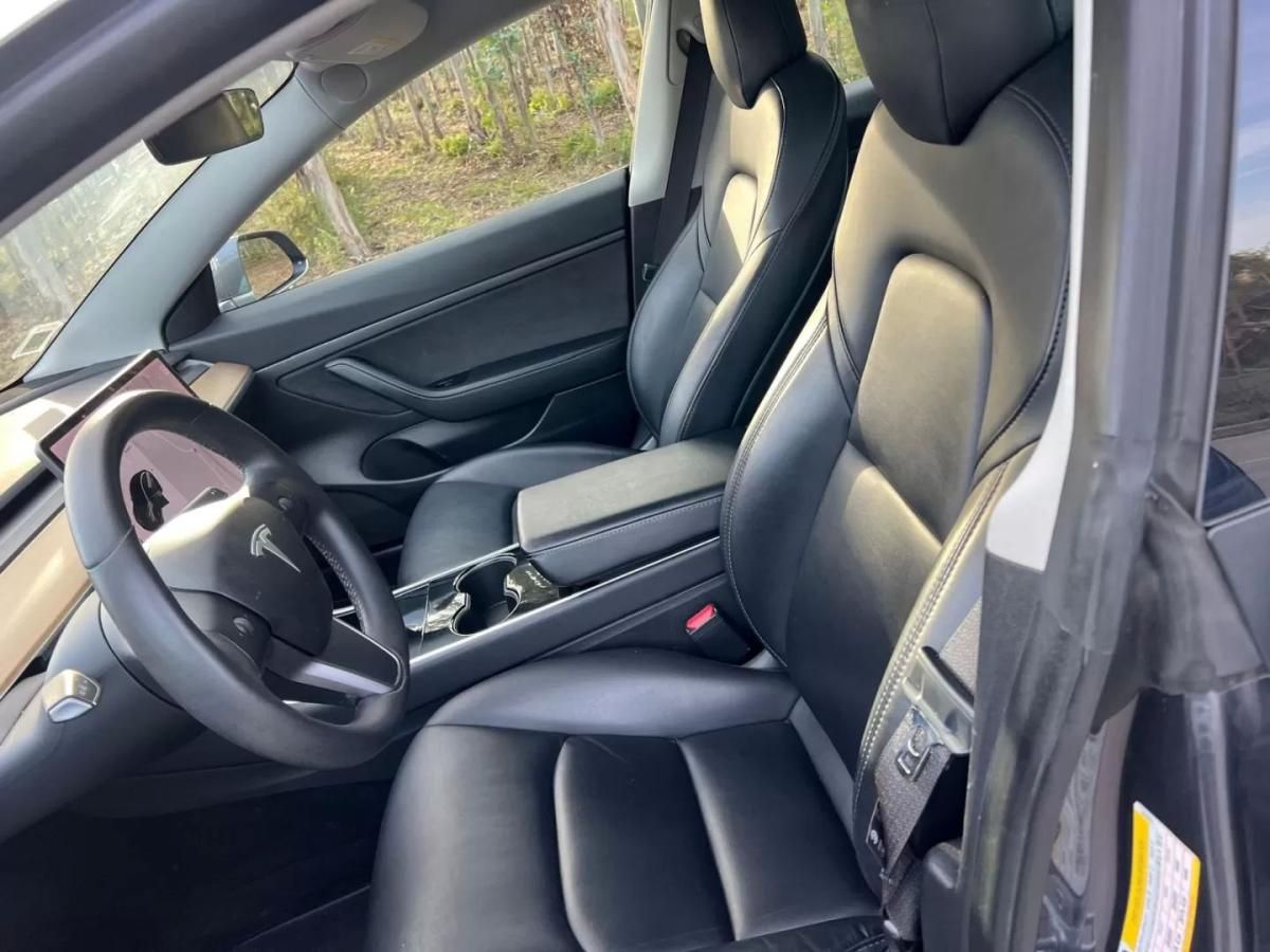 tesla-model-3-2020-eletrico-200cc