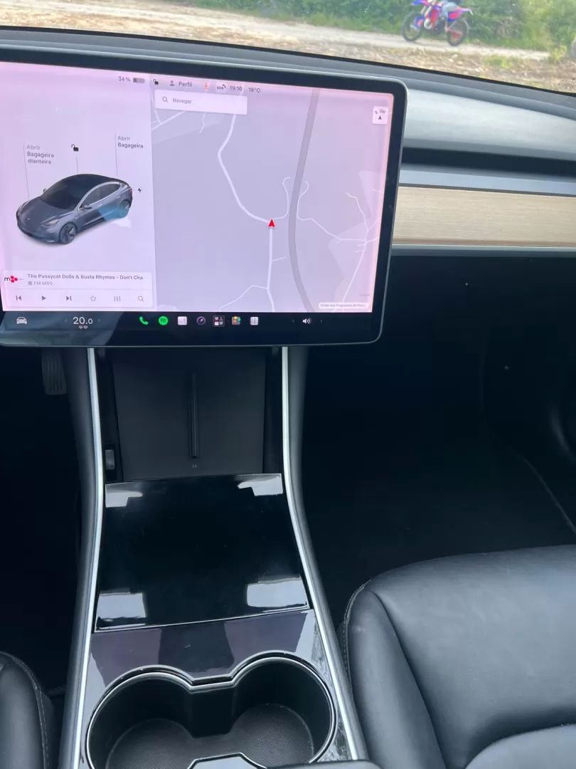 tesla-model-3-2020-eletrico-200cc