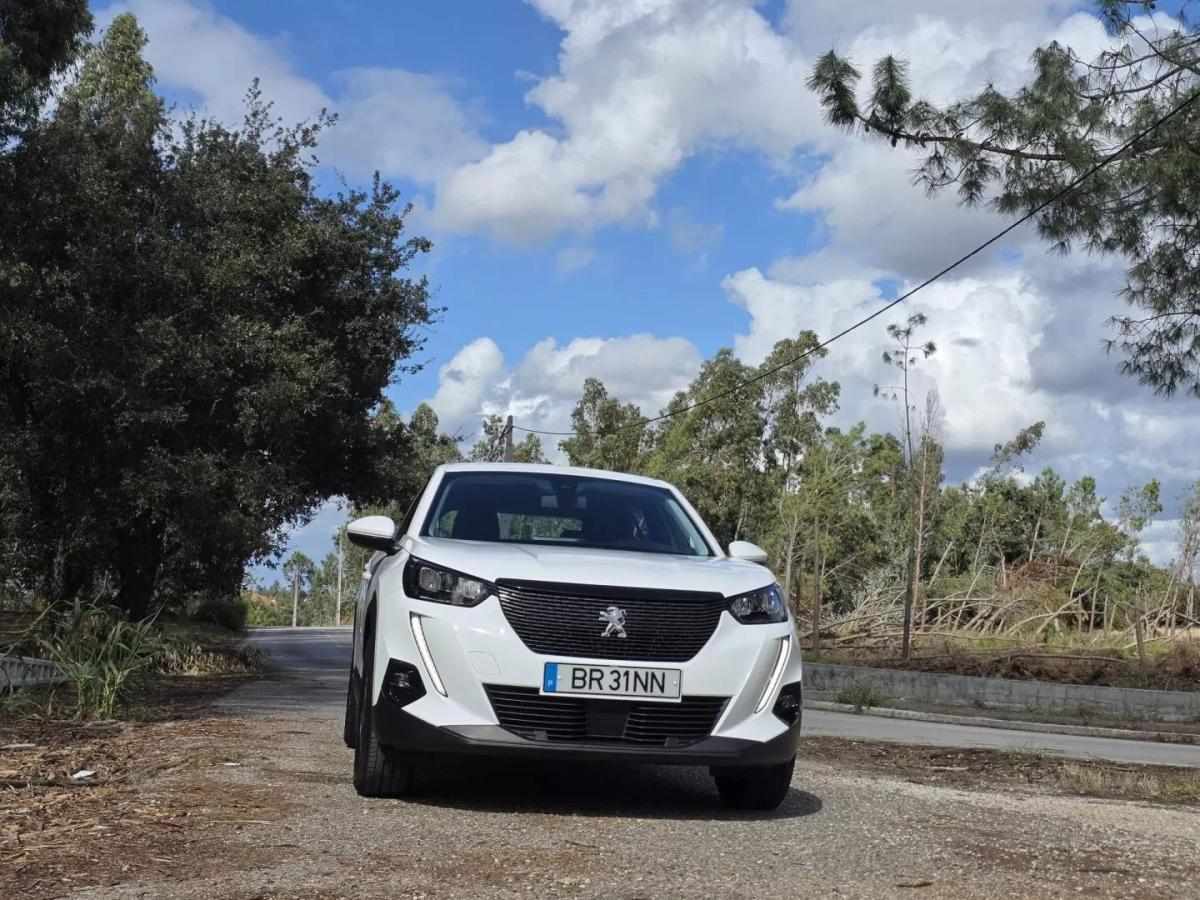 peugeot-2008-2020-gasolina-1199cc