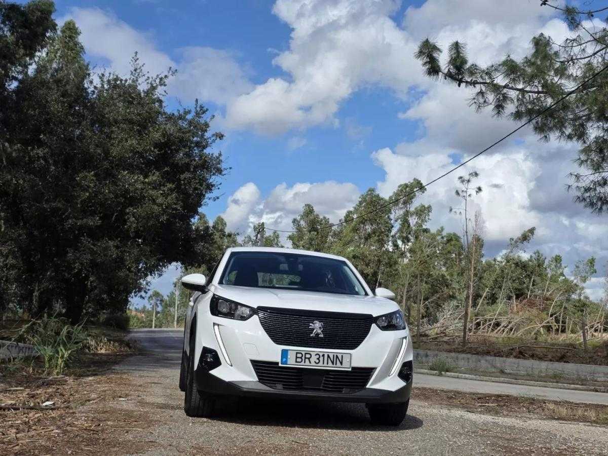 peugeot-2008-2020-gasolina-1199cc