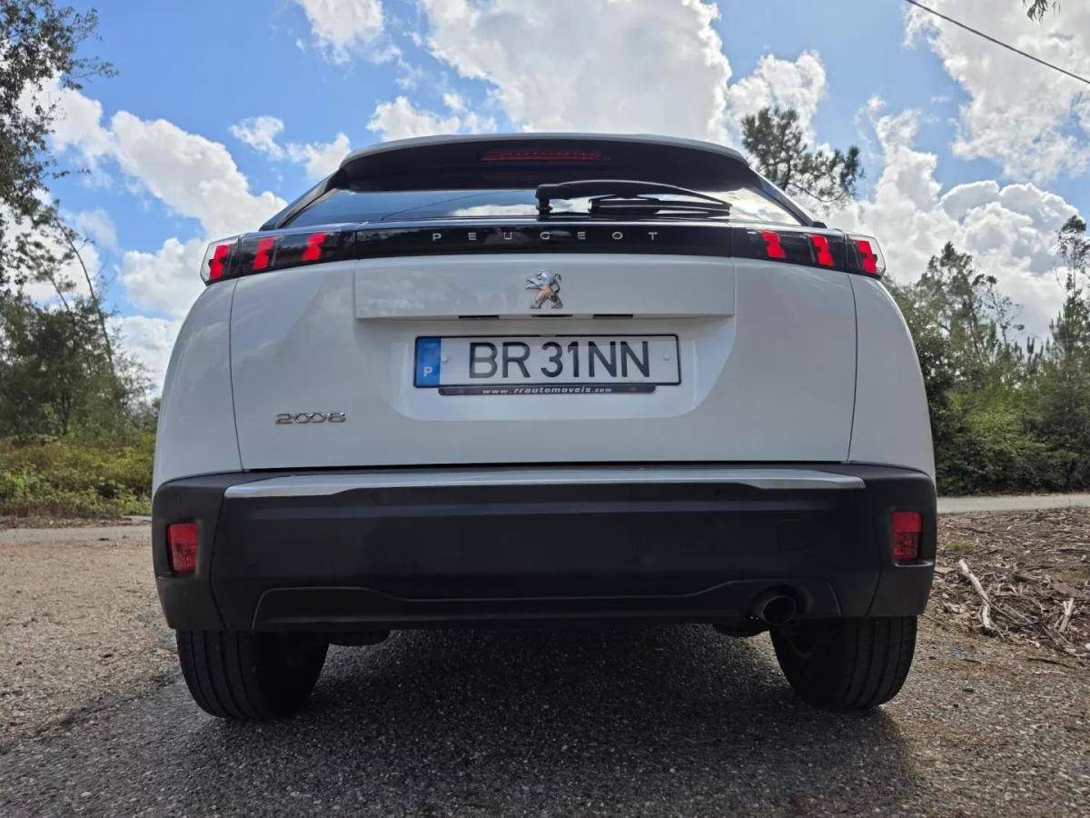 peugeot-2008-2020-gasolina-1199cc
