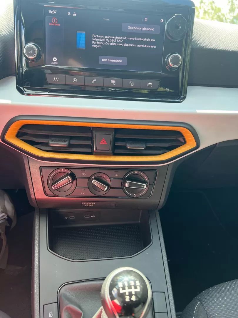 seat-ibiza-2023-gasolina-999cc