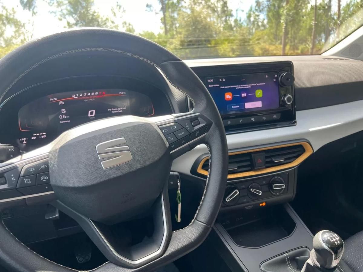 seat-ibiza-2023-gasolina-999cc