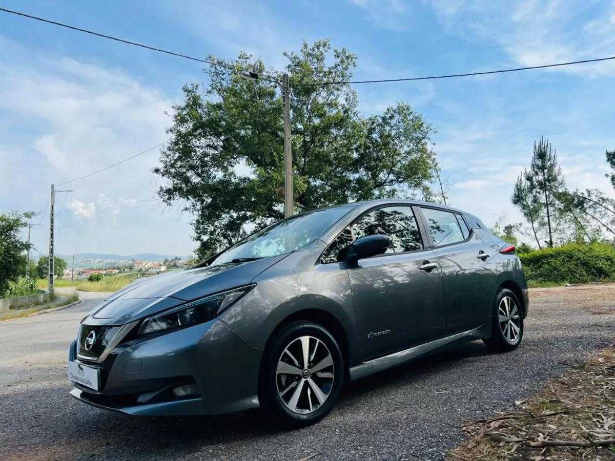 nissan-leaf-2019-eletrico-200cc