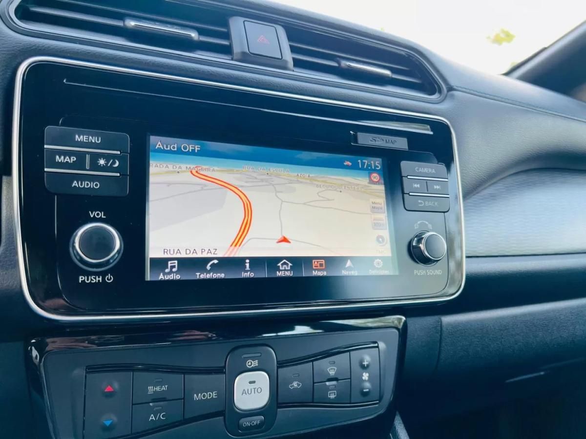 nissan-leaf-2019-eletrico-200cc