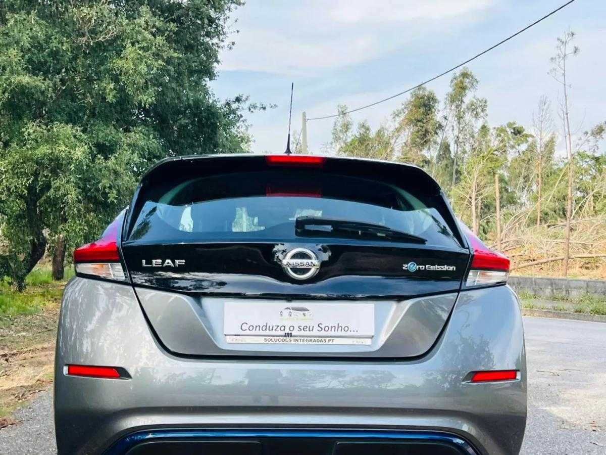nissan-leaf-2019-eletrico-200cc