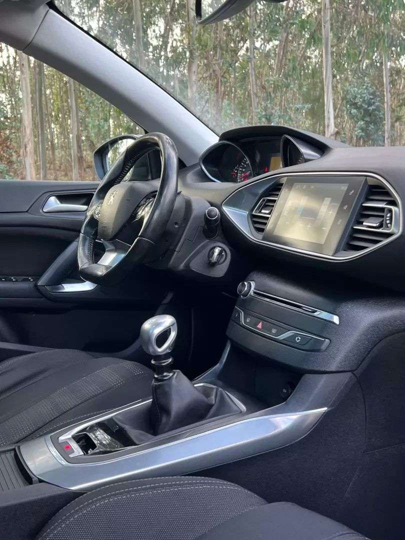 peugeot-308-sw-2015-diesel-1560cc