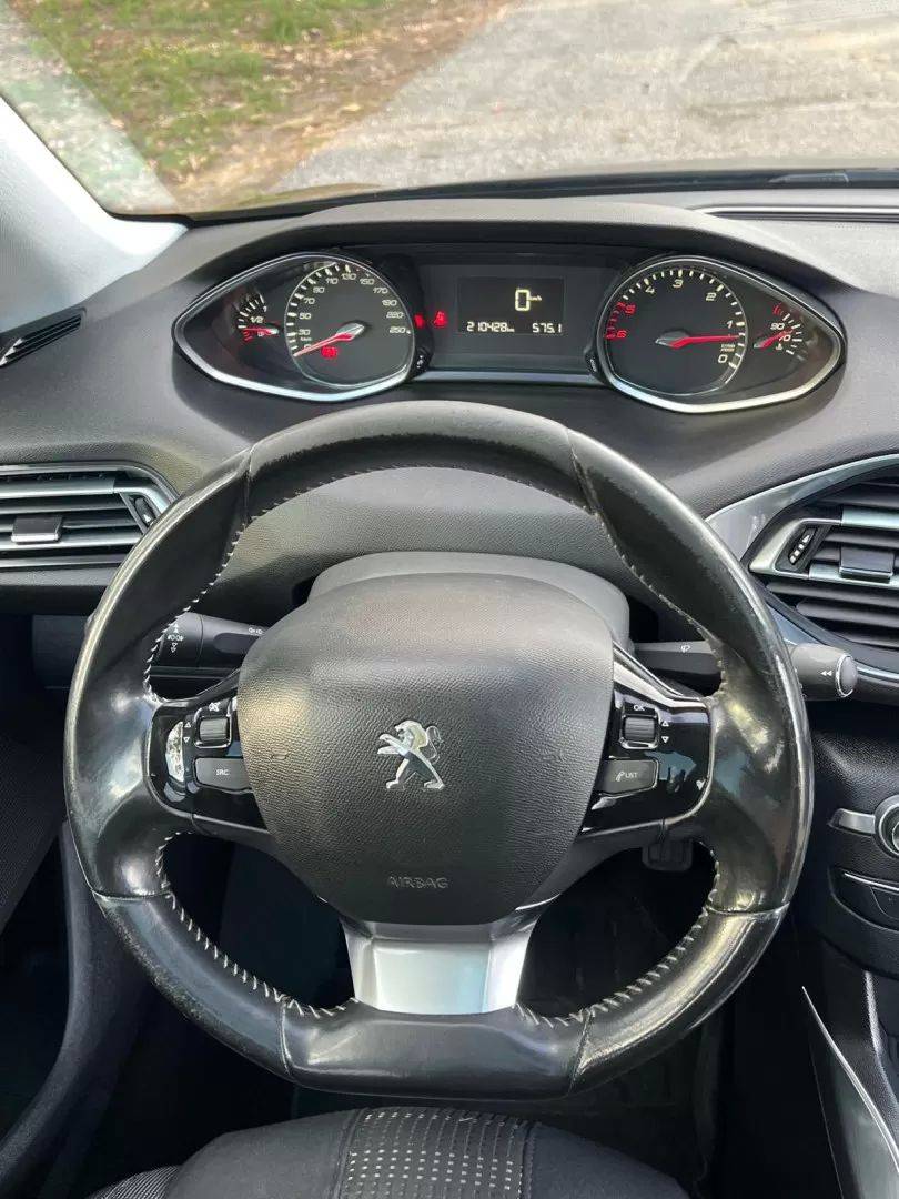 peugeot-308-sw-2015-diesel-1560cc